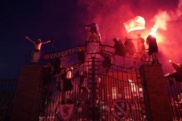 📸 | Liverpool staat op z'n kop na eerste landstitel in 30 jaar