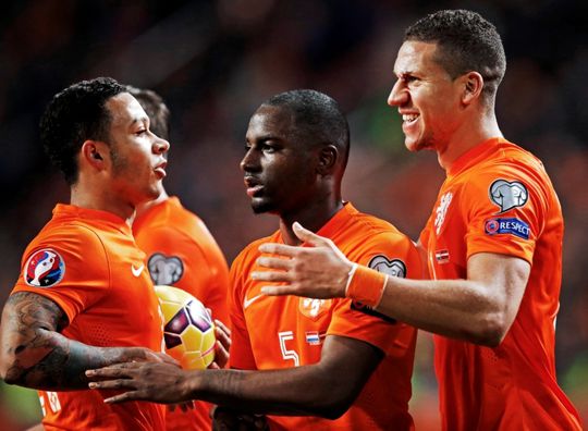 KNVB en spelers Oranje in overleg over racistische opmerkingen
