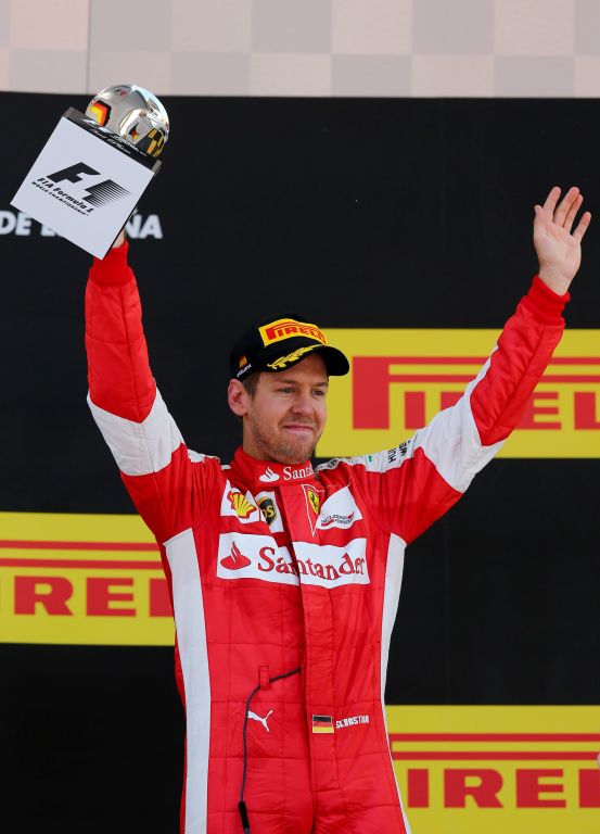 Vettel: Gat tussen Mercedes en Ferrari nog steeds groot