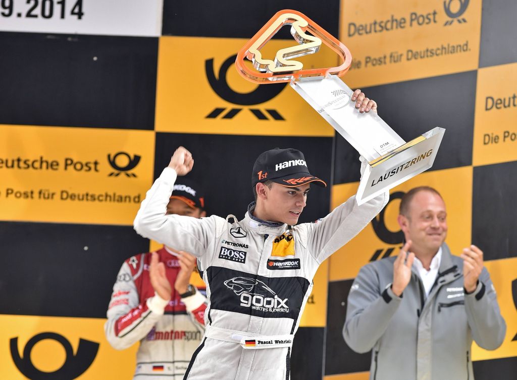 Duitse tiener aangewezen als reserve Hamilton en Rosberg