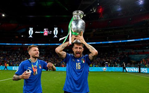 📸 | Deze Europees kampioen heeft coole tattoos van de film Madagascar