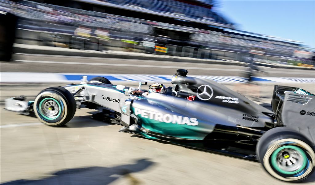 Hamilton 3 duizendsten sneller dan Rosberg