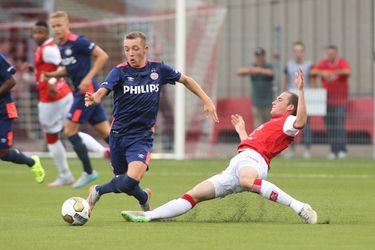 Jong PSV wint ook in De Geusselt en is medekoploper