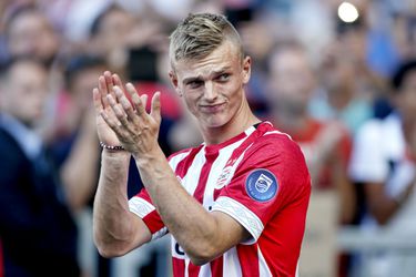 Definitief: AZ neemt Gudmundsson over van PSV