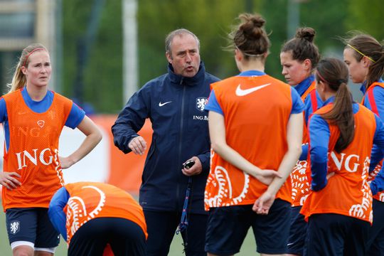 Reijners moet toch nog puzzelen bij Oranje