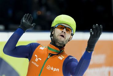 Knegt gediskwalificeerd maar wel door op 1.000 meter