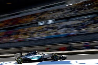 Hamilton pakt derde poleposition op rij