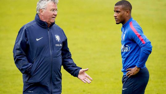 Guus Hiddink laat toekomst open