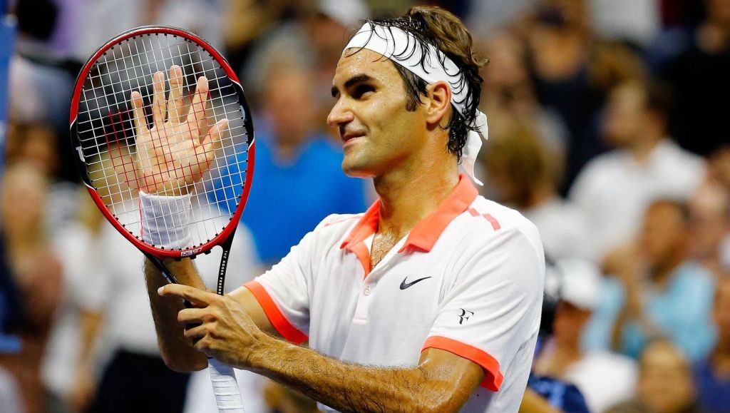 Federer schiet jongentje te hulp op US Open (video)