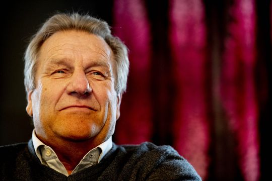 Jan Boskamp weerspreekt buikloop tijdens uitzending: 'Moest alleen pissen, eikels'