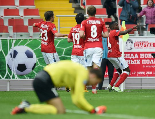 Spartak verliest ondanks doelpunt Promes