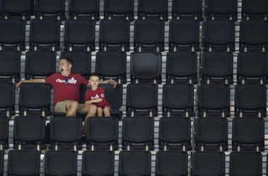 Op zoek naar meer sfeer in zwemstadion