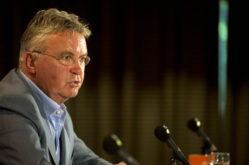 Hiddink staat achter afscheid Kuijt