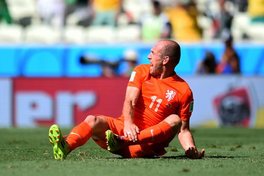 Ouwe koeien: Max Verstappen-fans wrijven Mexico in dat het WEL een penalty was voor Oranje op WK 2014