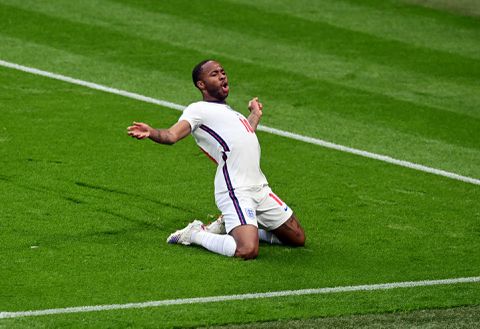 📸 | Zo ziet de Wembley-tattoo van Raheem Sterling eruit