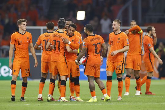 Dit zeiden de kranten over de swingende zege van het Nederlands elftal op Turkije