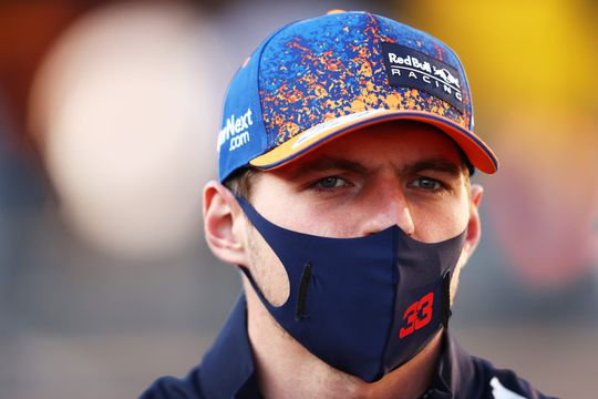 Problemen? Max Verstappen moet zich bij stewards melden na incident in VT2