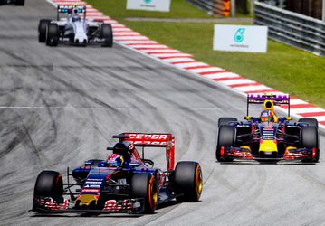 Video: De waanzinnige race van Verstappen in Maleisië