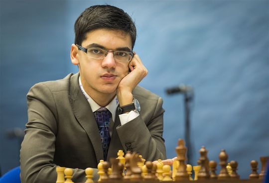 Giri boekt eerste zege in Tata Steel Chess