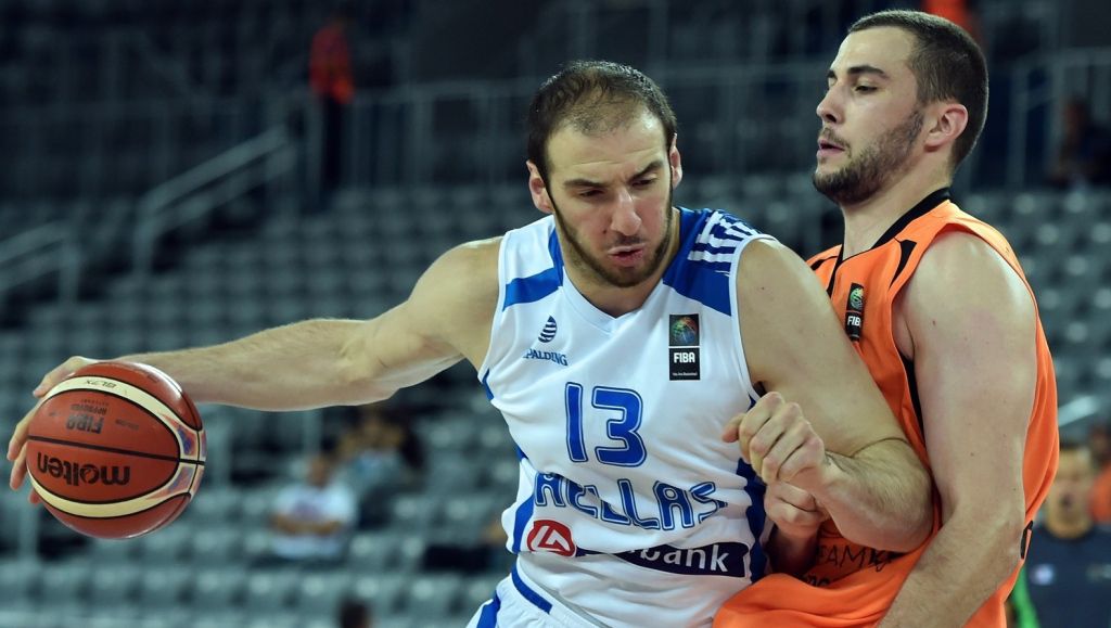 Oranje basketballers naar huis na nipte nederlaag