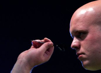 Michael van Gerwen in halve finale Perth Masters