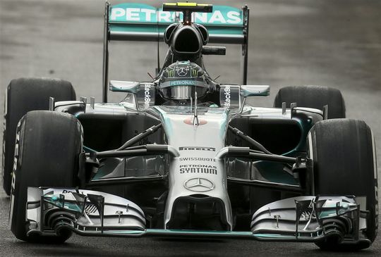 Vierde pole op rij Rosberg