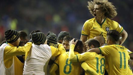 Brazilië boekt benauwde eerste zege in Copa América