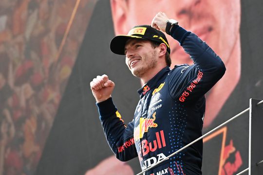 🎥 | Verbaasde Max Verstappen: 'Ik heb echt zitten genieten, dit had ik niet verwacht'