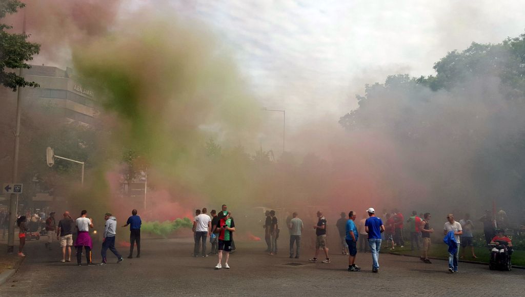 Chaos door actie NEC-fans tegen afgelaste wedstrijd