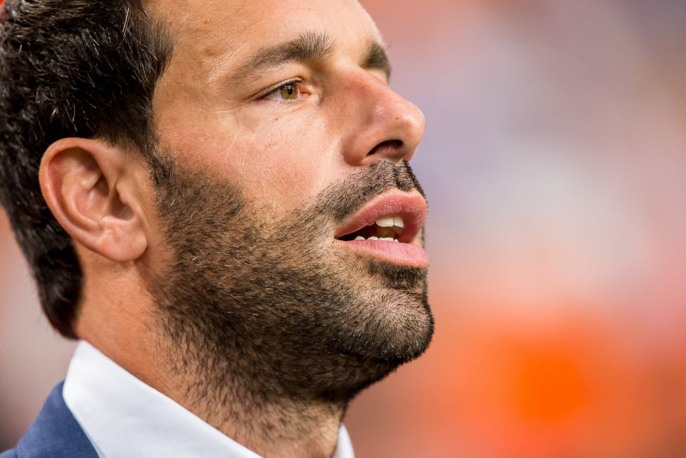 Van Nistelrooy trekt uitschakeling Oranje persoonlijk aan