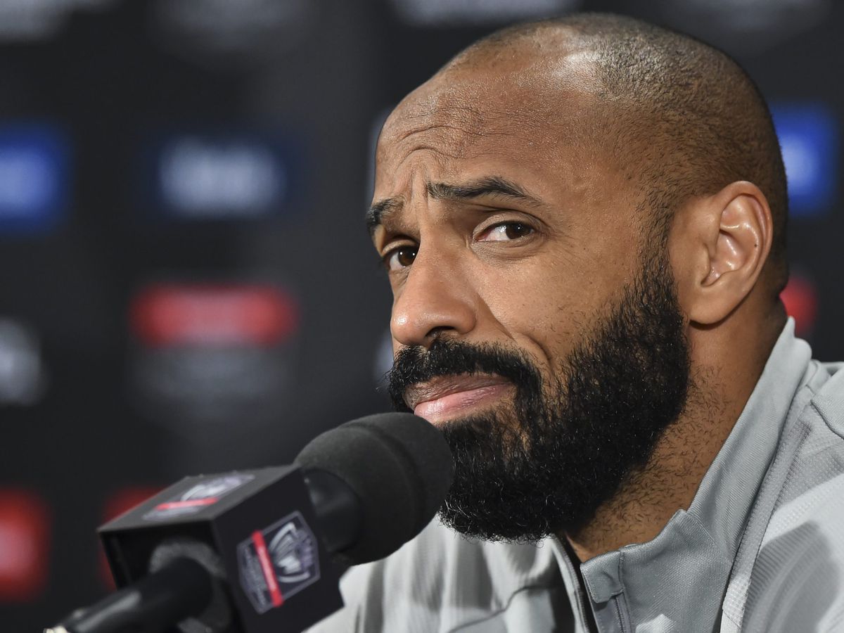 Thierry Henry kan aan de slag als trainer in Engeland