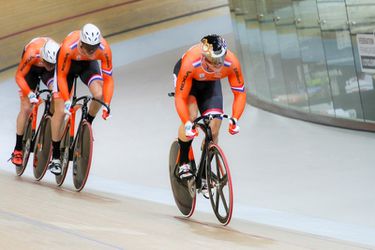 Hoogland naar tweede ronde op sprint