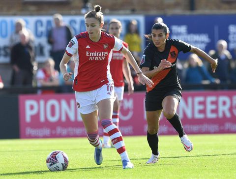 Arsenal blijft oppermachtig in vrouwelijke Premier League, Vivianne Miedema scoort niet