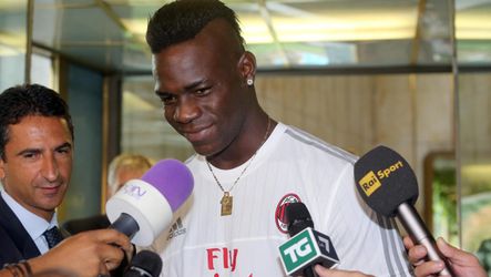 AC Milan bevestigt komst Balotelli