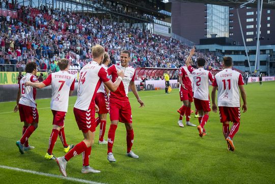 Ten Hag heeft iets te kiezen in defensie FC Utrecht