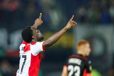 PSV onderuit, Feyenoord wint