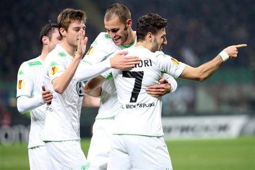 Dost met Wolfsburg naar kwartfinales