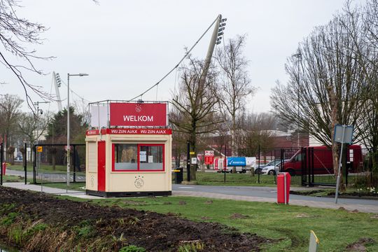 'Ajax-toptalent Julian Rijkhoff na 16e verjaardag naar Borussia Dortmund'