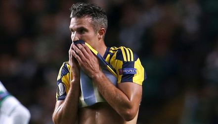 Van Persie kan Fenerbahçe niet helpen