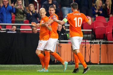 Video: Oranje wint met 6-0 van matige Letten