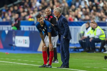 Bayern en Frankrijk maken ruzie over peperdure knie Hernández