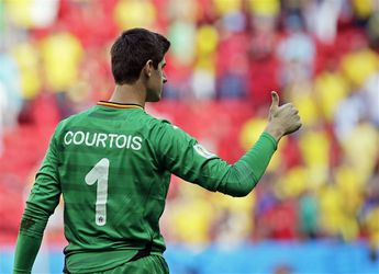 Courtois adviseert concurrent Cech te vertrekken