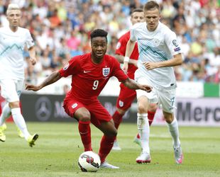 Liverpool tornt niet aan vraagprijs Sterling