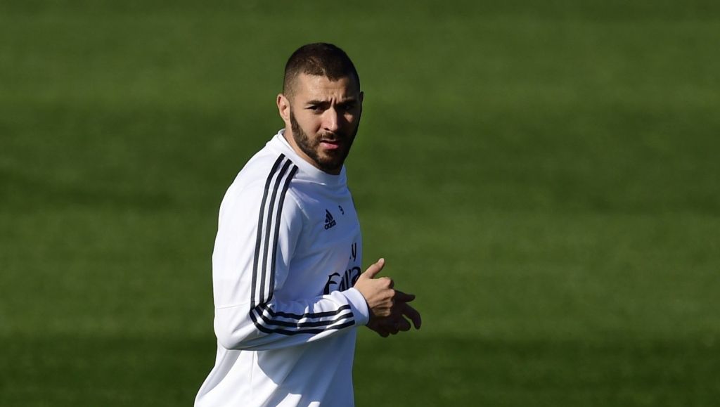 Benzema blijft aan de kant tegen Sevilla