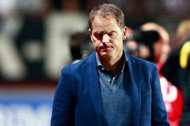 Feyenoord-fans houden De Boer wakker met 1200 belletjes en appjes