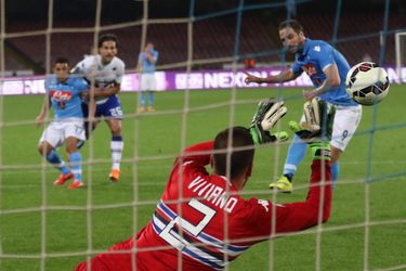 Napoli schudt Sampdoria van zich af