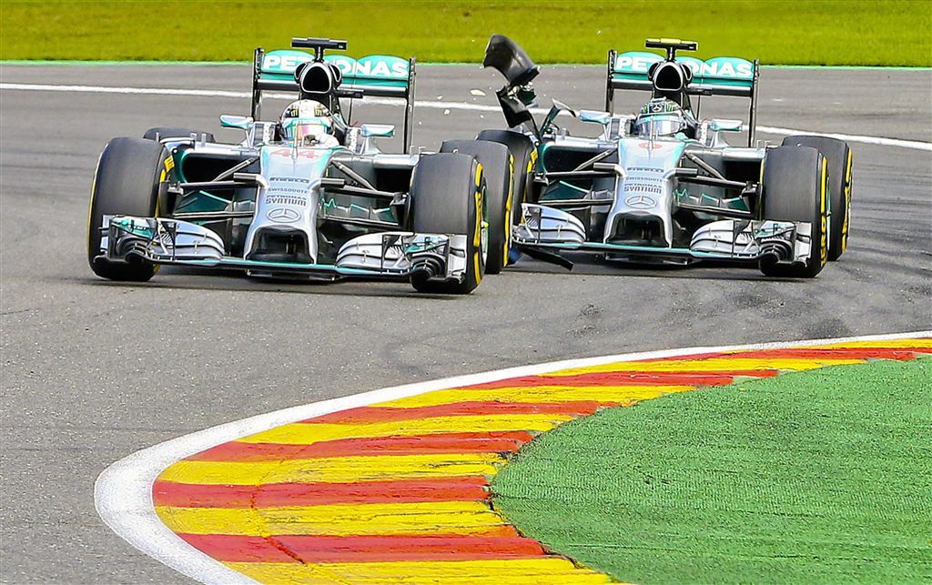 Rosberg neemt schuld crash Hamilton op zich