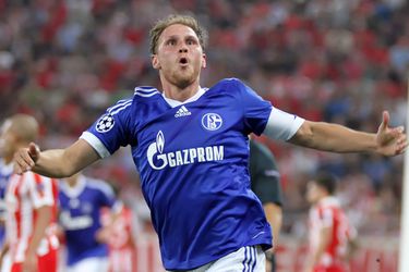 Höwedes na 335 officiële duels weg bij Schalke