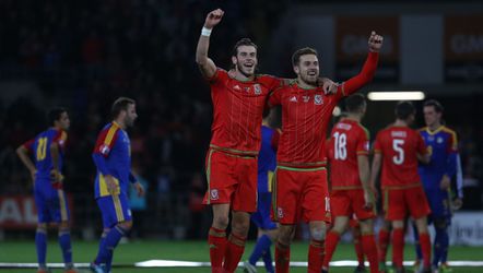 Oranje hoeft tegen Wales geen rekening te houden met Bale en Ramsey