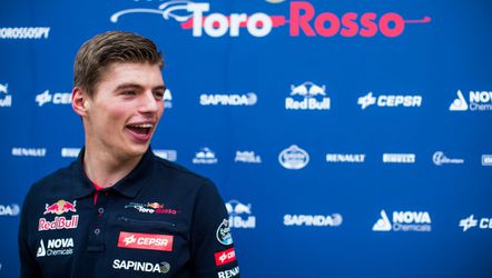 Verstappen rijdt derde tijd in eerste vrije training